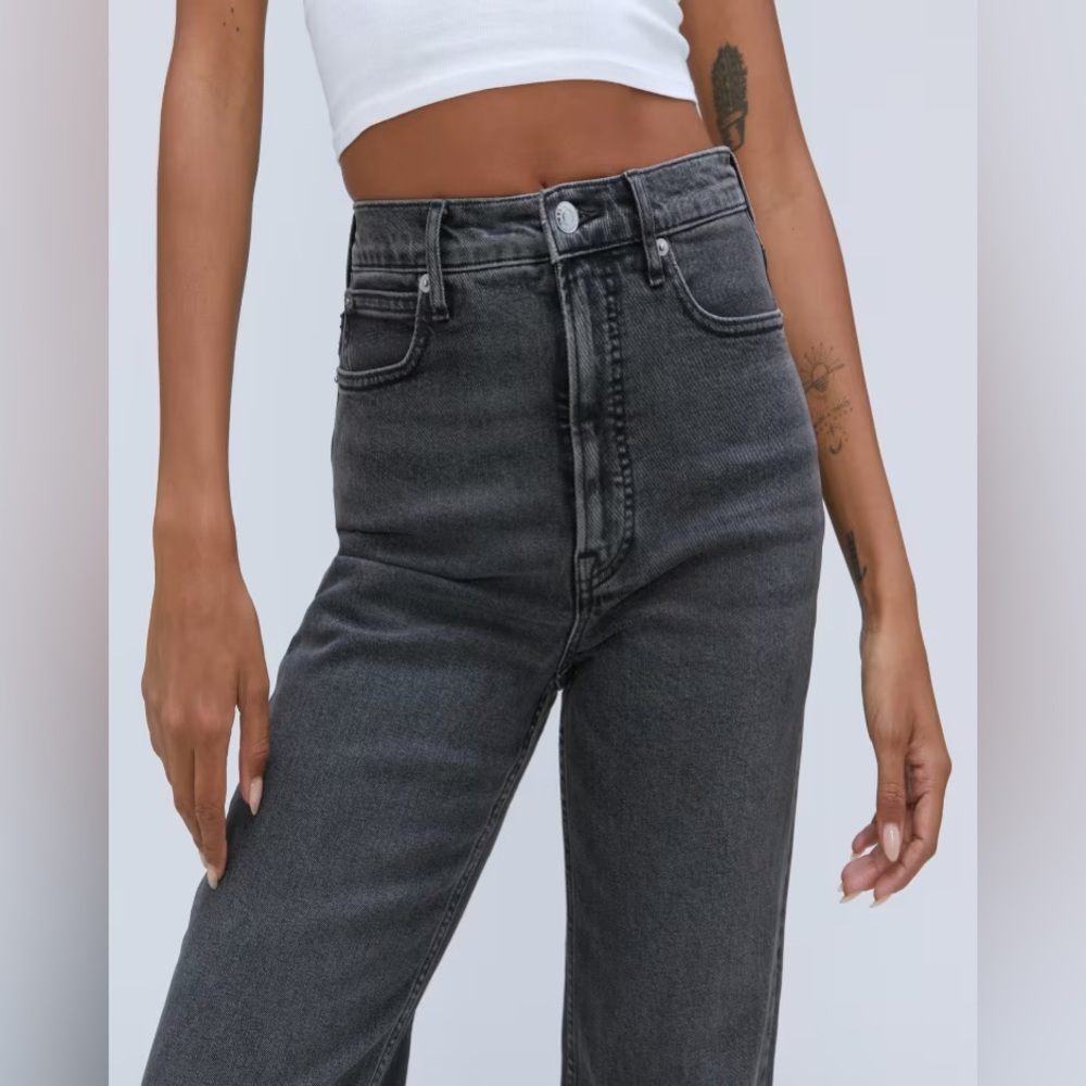 NWT EVERLANE Women’s The Way-High Jean Size 33 / 29.5” Inseam / Washed Black
